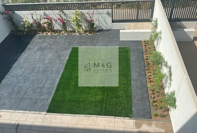 82801571 - Property Main Image