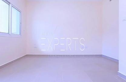 Apartment - Studio - 1 for rent in Tower 8 - Al Reef Downtown - Al Reef - Abu Dhabi