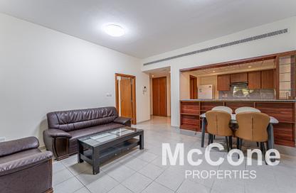 Apartment - 1 - 1 for rent in Al Dhafra 4 - Al Dhafra - Greens - Dubai