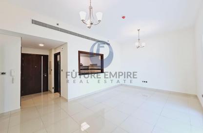 Apartment - 1 Bedroom - 2 Bathrooms for rent in Emerald Jadaf 1 - Al Jaddaf - Dubai