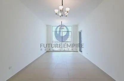 Apartment - 2 Bedrooms - 3 Bathrooms for rent in Al Shafar Palladium Building - Al Jaddaf - Dubai