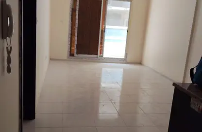 Apartment - 1 Bedroom - 2 Bathrooms for rent in Emirates City - Ajman