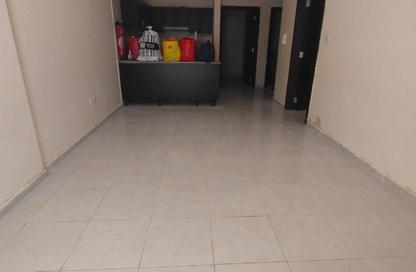Apartment - 1 Bedroom - 2 Bathrooms for rent in Emirates City - Ajman
