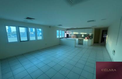 Apartment - 1 - 1 for rent in Mankhool Building - Al Mankhool - Bur Dubai - Dubai