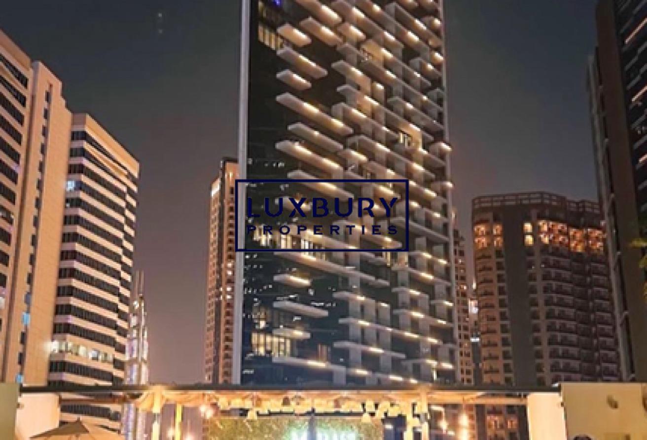 FULLY FURNISHED | WATERFRONT | PRIME LOCATION photo 5