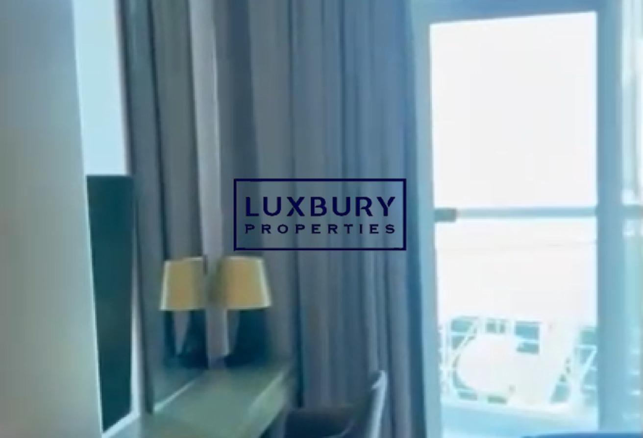 FULLY FURNISHED | WATERFRONT | PRIME LOCATION photo 9