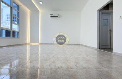 Apartment - Studio - 1 Bathroom for rent in Rabdan - Abu Dhabi