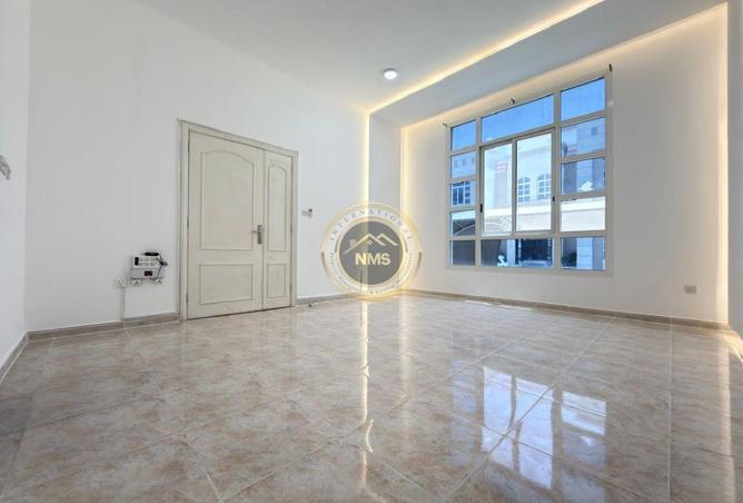 90078324 - Property Image 3