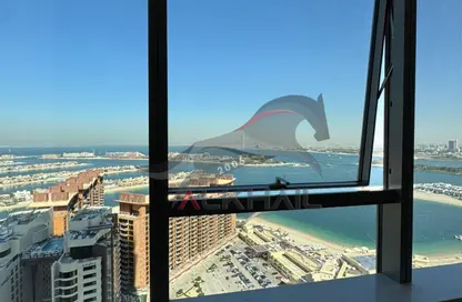 Apartment - Studio - 1 Bathroom for rent in The Palm Tower - Palm Jumeirah - Dubai