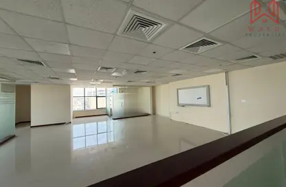Office Space - Studio - 1 Bathroom for rent in Al Muteena - Deira - Dubai