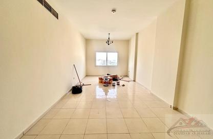 Apartment - 2 Bedrooms - 3 Bathrooms for rent in Muwaileh 29 Building - Muwaileh - Sharjah