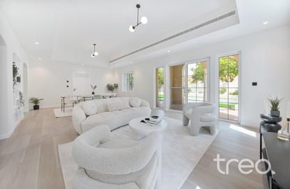 Villa - 4 Bedrooms - 5 Bathrooms for sale in Alvorada 2 - Alvorada - Arabian Ranches - Dubai