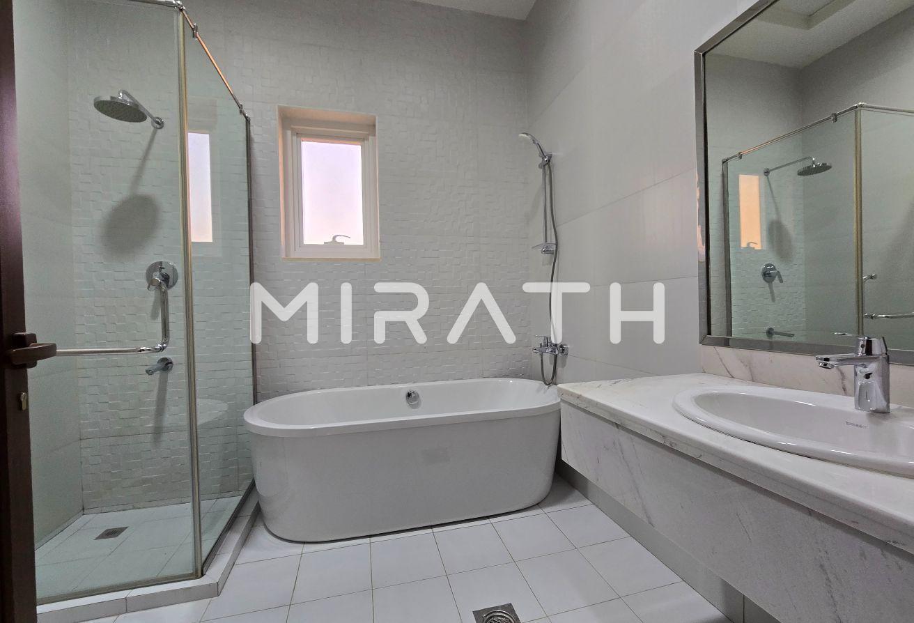 Luxury Standalone Villa with Private Garden photo 8