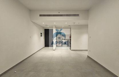 Apartment - 1 Bedroom - 2 Bathrooms for rent in The Link - East Village - Aljada - Sharjah