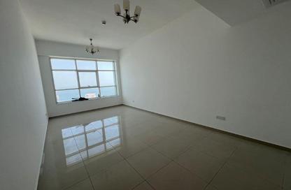 Apartment - 2 Bedrooms - 3 Bathrooms for rent in Al Khan Corniche - Al Khan - Sharjah