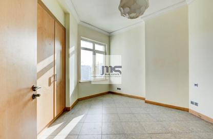 Apartment - 2 Bedrooms - 3 Bathrooms for rent in Al Khushkar - Shoreline Apartments - Palm Jumeirah - Dubai