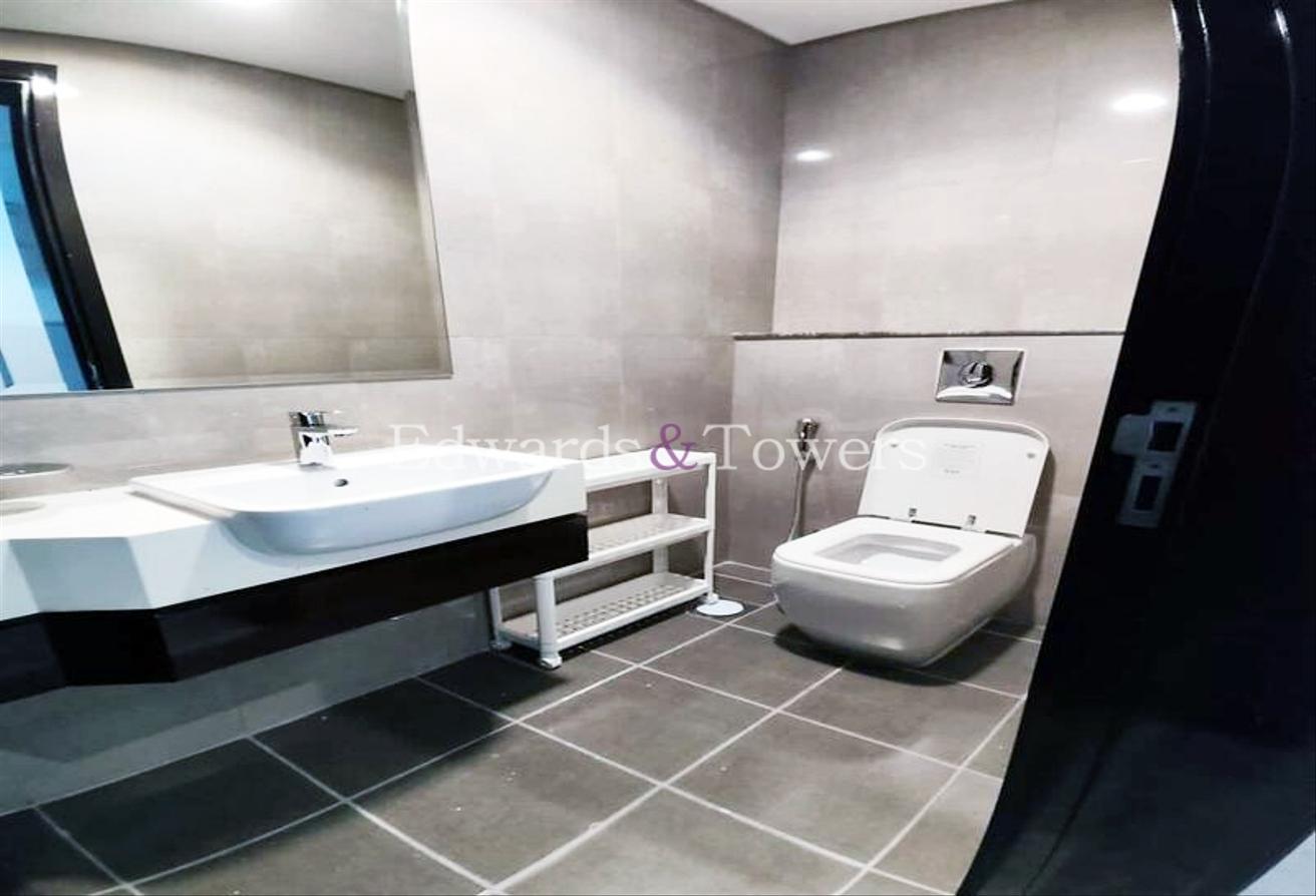 Furnished | High Floor | 1 Bed | We Maintained photo 8
