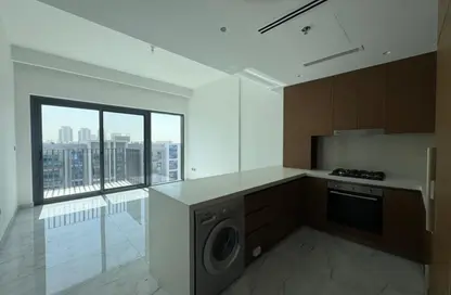 شقة - غرفة نوم - 1 حمام للايجار في واحة شاطئ عزيزي - ستوديو سيتي - دبي