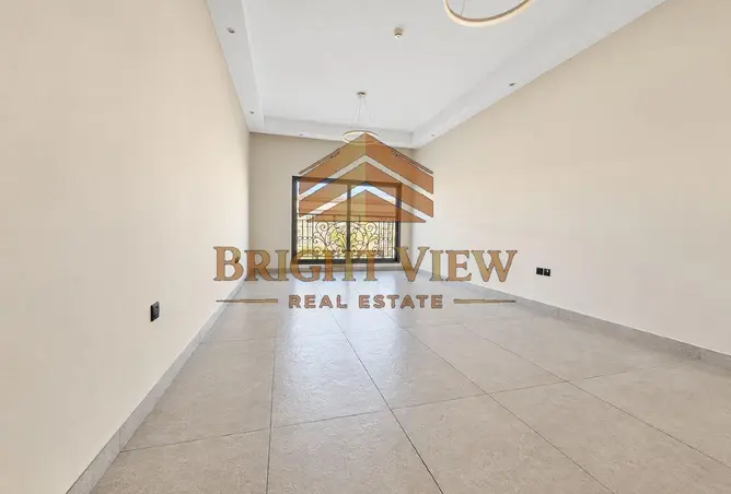 148666437 - Property Image 2