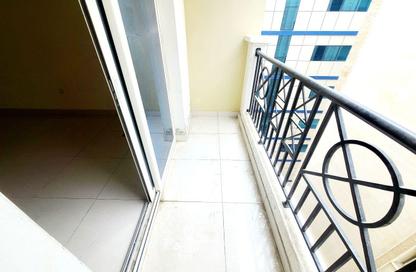 Apartment - 2 Bedrooms - 2 Bathrooms for rent in Muwaileh 29 Building - Muwaileh - Sharjah