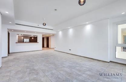 Apartment - 2 Bedrooms - 3 Bathrooms for sale in Marina Residences 4 - Marina Residences - Palm Jumeirah - Dubai