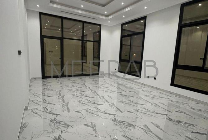 75401579 - Property Image 2