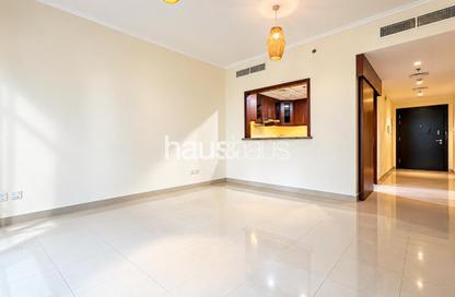 Apartment - 1 - 1 for sale in The Links West Tower - The Links - The Views - Dubai Apartment - 1 - 1 for sale in The Links West Tower - The Links - The Views - Dubai