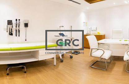 Retail - Studio - 1 Bathroom for rent in Ibn Sina Building - Dubai Healthcare City - Bur Dubai - Dubai