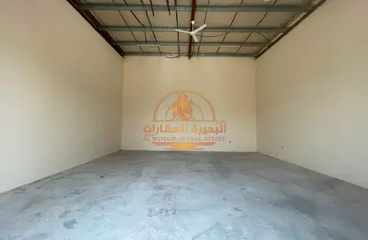 Warehouse - Studio for rent in Industrial Area 18 - Sharjah Industrial Area - Sharjah
