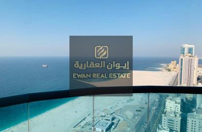 شقة - 2 غرف نوم - 3 حمامات للبيع في برج الكورنيش - طريق كورنيش عجمان - عجمان