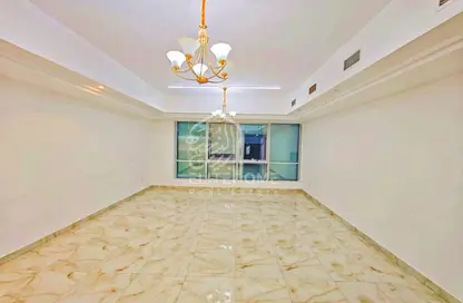 Apartment - 2 Bedrooms - 3 Bathrooms for rent in Al Dana Tower - Al Majaz 3 - Al Majaz - Sharjah