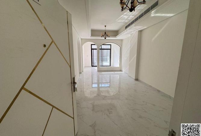 57362169 - Property Image 2