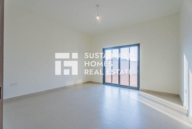 73844047 - Property Image 2