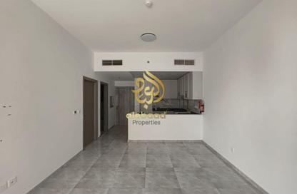 Apartment - 1 Bedroom - 6 Bathrooms for rent in Marah Building - International City Phase 2 - Al Warsan 4 - Al Warsan - Dubai