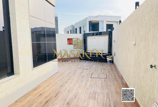 73117305 - Property Image 2