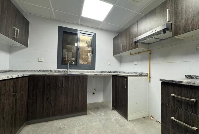 82395433 - Property Image 2