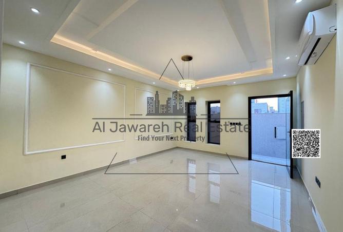 104231757 - Property Image 3