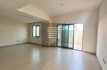 Townhouse - 2 - 3 for rent in Bloom Living - Zayed City (Khalifa City C) - Khalifa City - Abu Dhabi