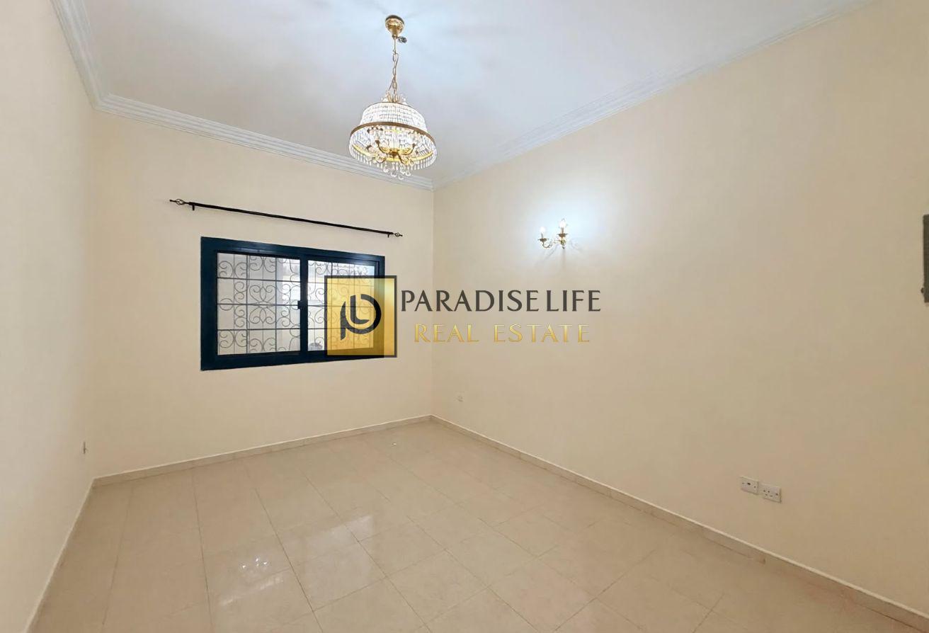 Single story Villa available for Rent in Mirdif photo 9