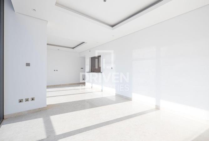 73111318 - Property Image 3