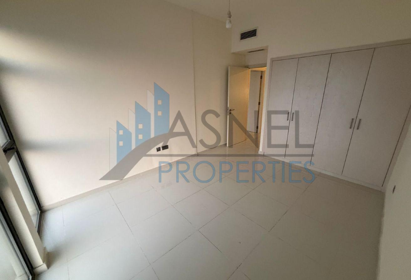 Massive 3-Bed Villa + 5 Bathrooms | Unfurnished photo 19