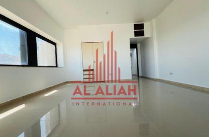 Apartment - 3 Bedrooms - 4 Bathrooms for rent in Al Khalidiya - Abu Dhabi