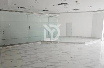 Shop - Studio for rent in Al Hanaa Centre - Al Jafiliya - Bur Dubai - Dubai