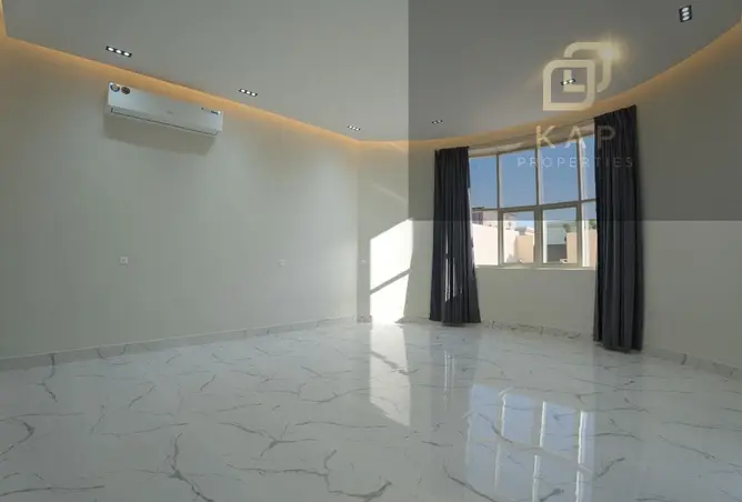 155583585 - Property Image 3