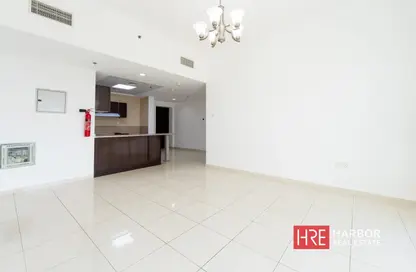 شقة - 2 غرف نوم - 2 حمامات للايجار في برج ربيعة - مجان - دبي لاند - دبي