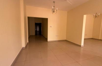 Office Space - Studio - 3 Bathrooms for rent in Baniyas Square - Deira - Dubai Office Space - Studio - 3 Bathrooms for rent in Baniyas Square - Deira - Dubai