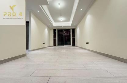 Apartment - 3 - 4 for rent in Electra Street - Abu Dhabi