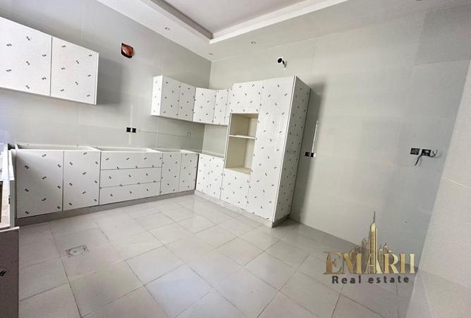 136070813 - Property Image 2