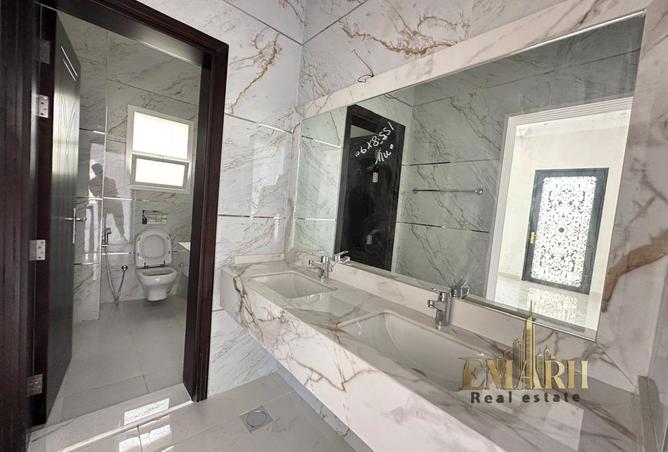 136070813 - Property Image 3