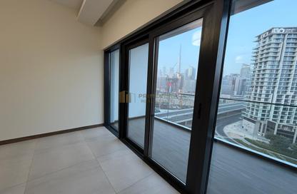 Apartment - Studio - 1 for rent in SOL Bay - Business Bay - Dubai Apartment - Studio - 1 for rent in SOL Bay - Business Bay - Dubai